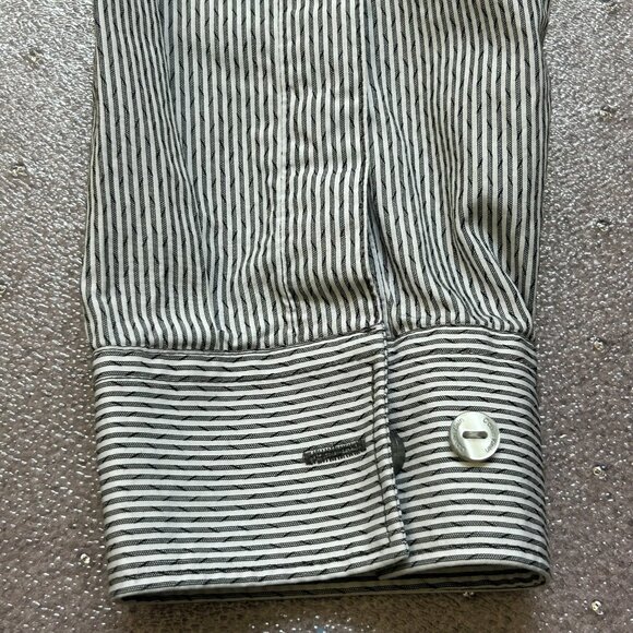 Calvin Klein 100% Cotton button down strips shirt men's size M in gray & white - Picture 4 of 13